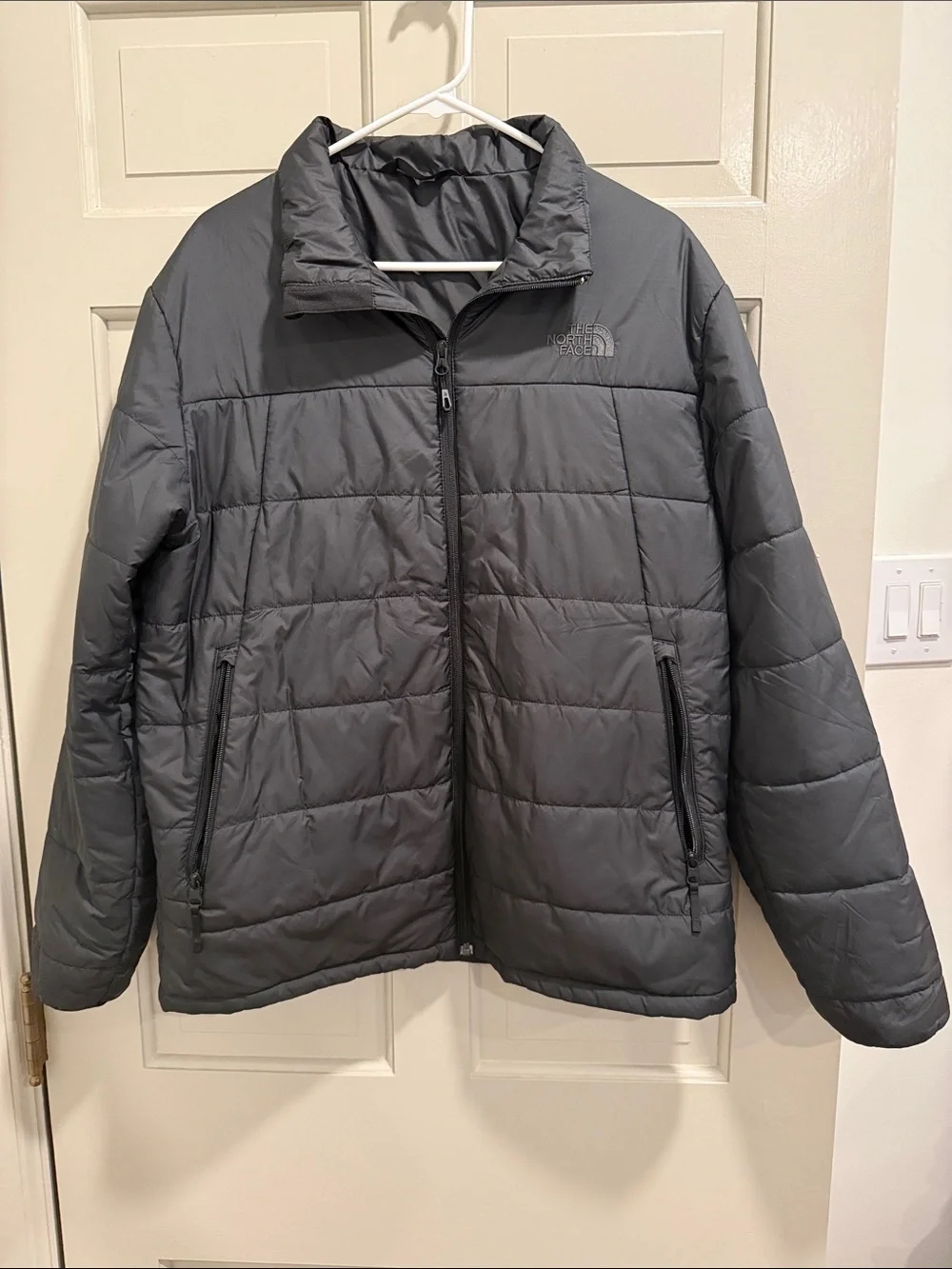 The North Face Black Bombay Men’s Quilted Puffer Jacket Size Large